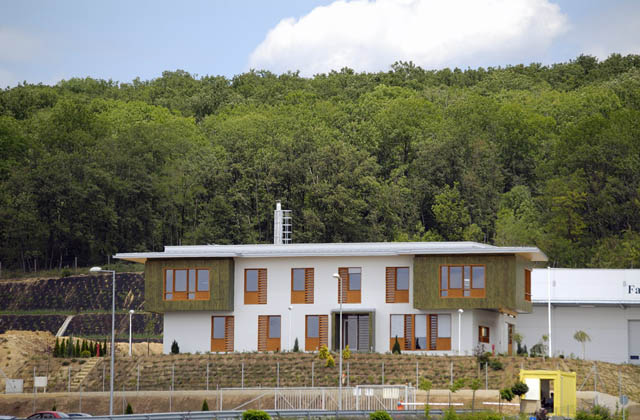 Az elk�sz�lt k�zpont